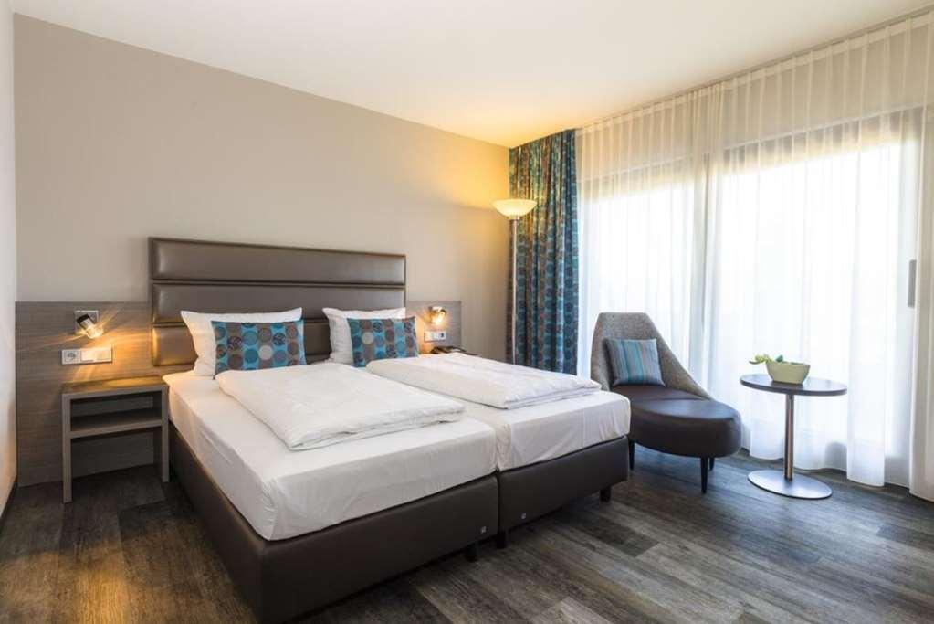 Hotel Scheffelhoehe Bruchsal Room photo